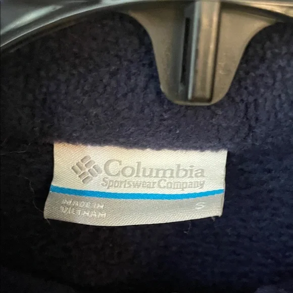 Columbia Women's Two-Tone Fleece Sweatshirt  - Navy Blue and Burgundy - Size S - Picture 2 of 8